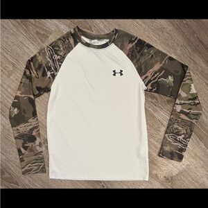 Under armour camo shirt youth large